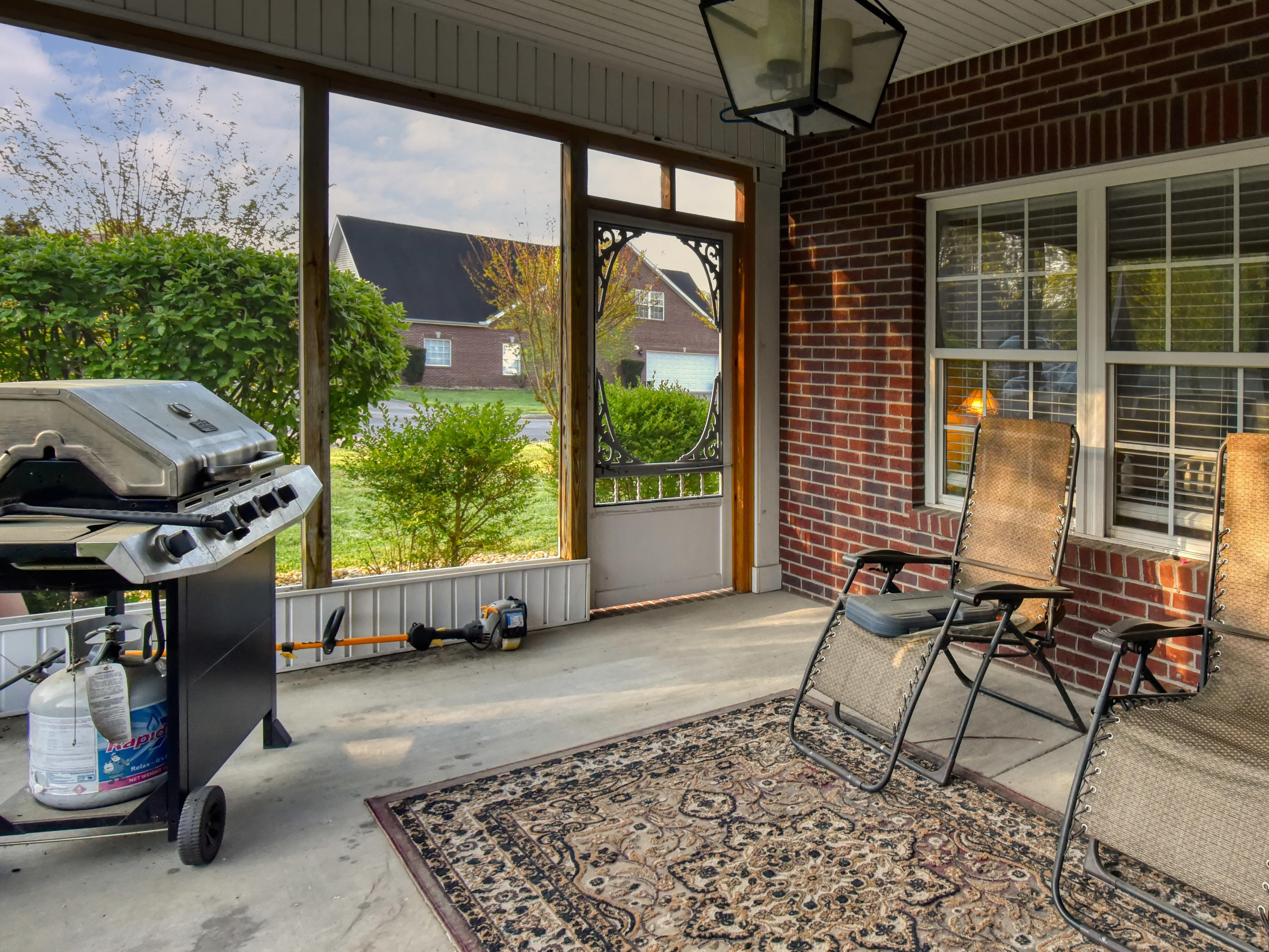 102 Meridian Way Clinton, TN 37716 - Photo 5 of 26 Screened in porch