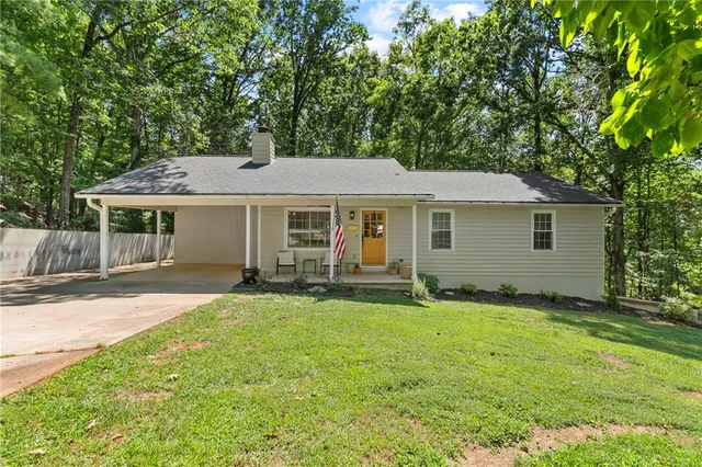 $2,400 | 2667 Tammi Lane, Gainesville, GA 30506