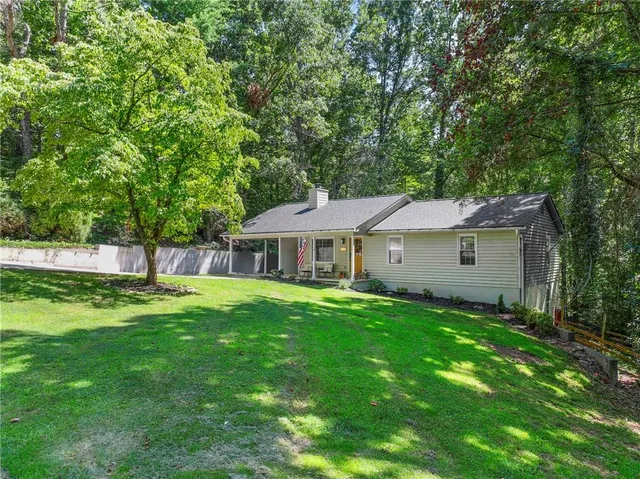 $2,400 | 2667 Tammi Lane, Gainesville, GA 30506