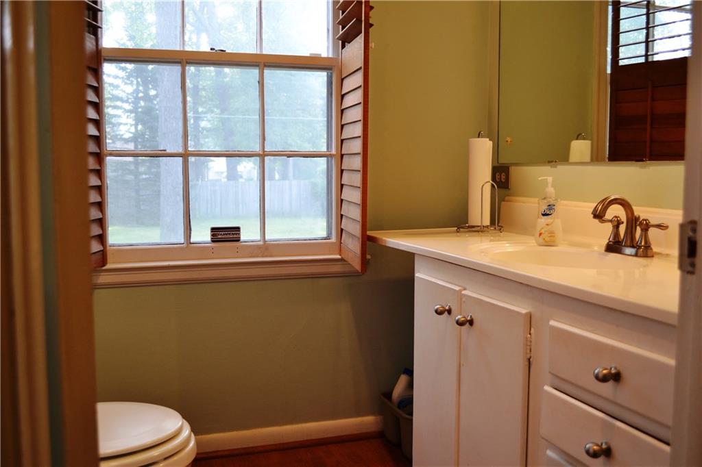 921 North Franklin Road Indianapolis, IN 46219 - Photo 11 of 11 Gallery Image 11