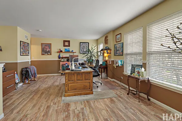 $465,000 | 1909 Hemlock Drive, McHenry, IL 60050