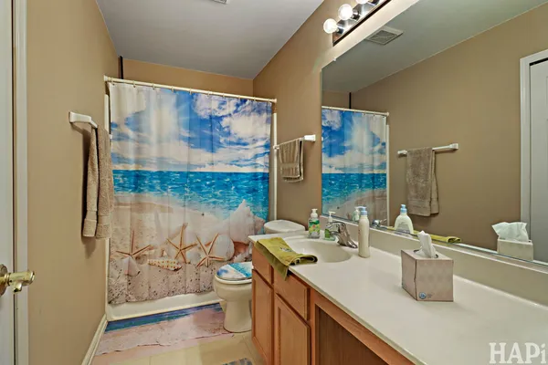 $465,000 | 1909 Hemlock Drive, McHenry, IL 60050