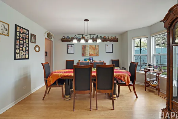$465,000 | 1909 Hemlock Drive, McHenry, IL 60050