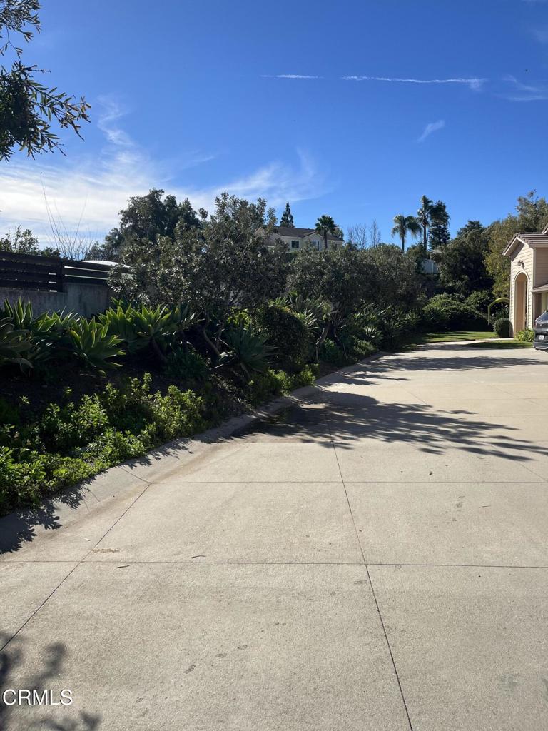 12387 Ridge Drive Camarillo, CA 93012 - Photo 14 of 25