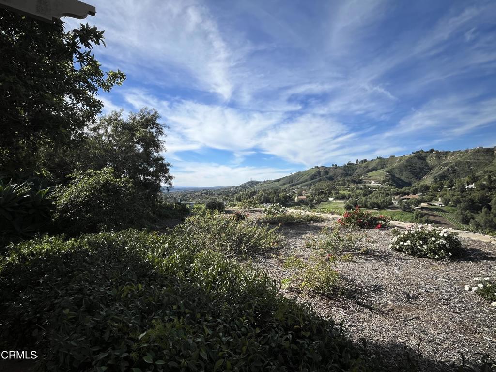 12387 Ridge Drive Camarillo, CA 93012 - Photo 20 of 25