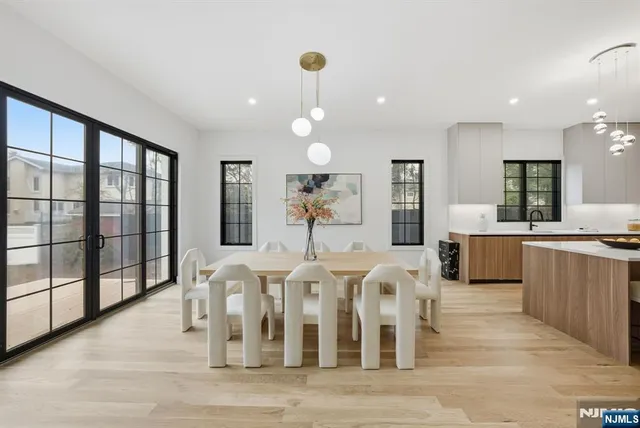 $1,699,000 | 3 Cedar Court, Demarest, NJ 07627