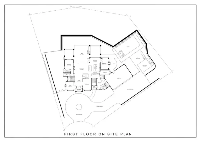 $7,888,000 | 219 Lincoln Drive, Glencoe, IL 60022