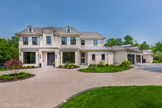 $7,888,000 | 219 Lincoln Drive, Glencoe, IL 60022