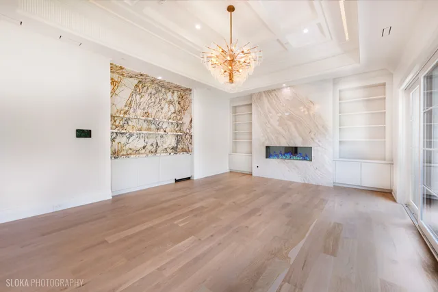 $7,888,000 | 219 Lincoln Drive, Glencoe, IL 60022