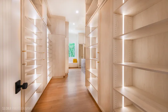 a view of empty room