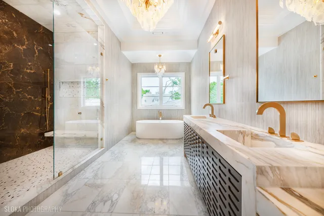 $7,888,000 | 219 Lincoln Drive, Glencoe, IL 60022