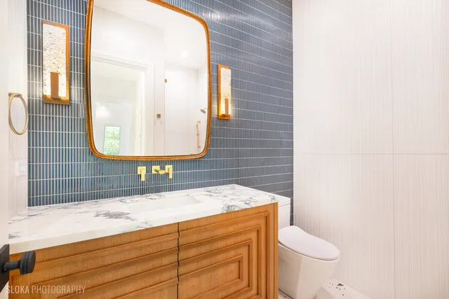 $7,888,000 | 219 Lincoln Drive, Glencoe, IL 60022