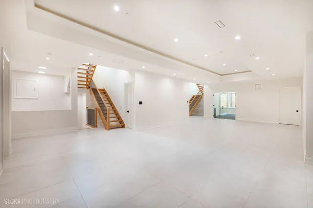 $7,888,000 | 219 Lincoln Drive, Glencoe, IL 60022