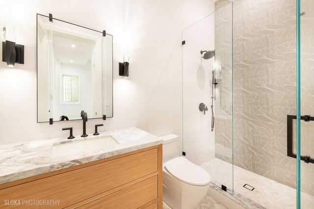 $7,888,000 | 219 Lincoln Drive, Glencoe, IL 60022