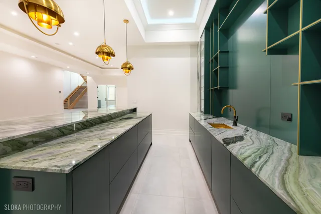 $7,888,000 | 219 Lincoln Drive, Glencoe, IL 60022