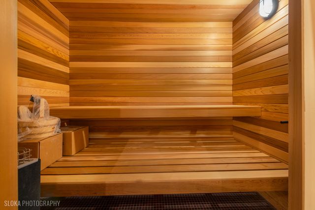 $7,888,000 | 219 Lincoln Drive, Glencoe, IL 60022