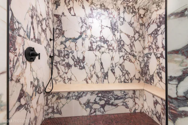 $7,888,000 | 219 Lincoln Drive, Glencoe, IL 60022