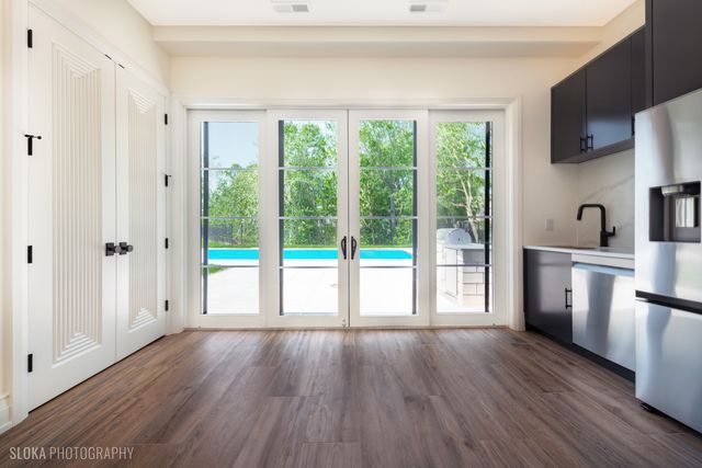 $7,888,000 | 219 Lincoln Drive, Glencoe, IL 60022