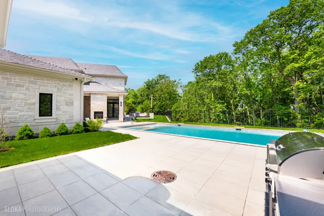 $7,888,000 | 219 Lincoln Drive, Glencoe, IL 60022