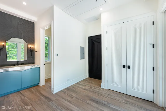 $7,888,000 | 219 Lincoln Drive, Glencoe, IL 60022