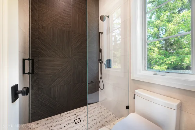 $7,888,000 | 219 Lincoln Drive, Glencoe, IL 60022