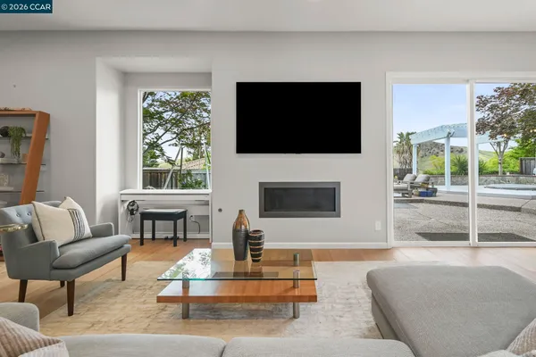 $1,600,000 | 1161 Torrey Pines Place, Clayton, CA 94517
