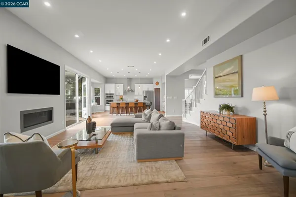 $1,600,000 | 1161 Torrey Pines Place, Clayton, CA 94517