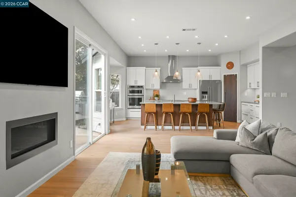 $1,600,000 | 1161 Torrey Pines Place, Clayton, CA 94517