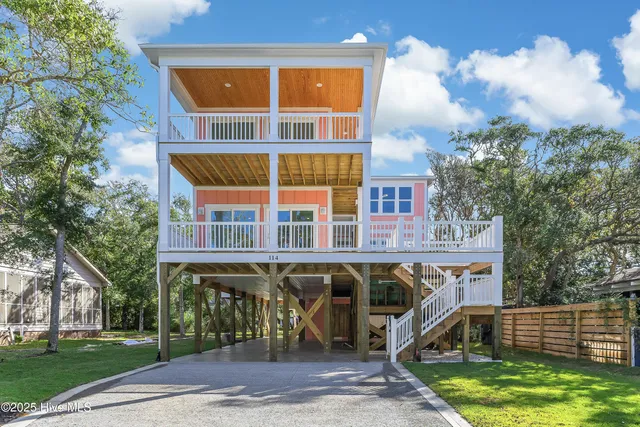 $1,699,000 | 114 Southeast 75th Street, Oak Island, NC 28465