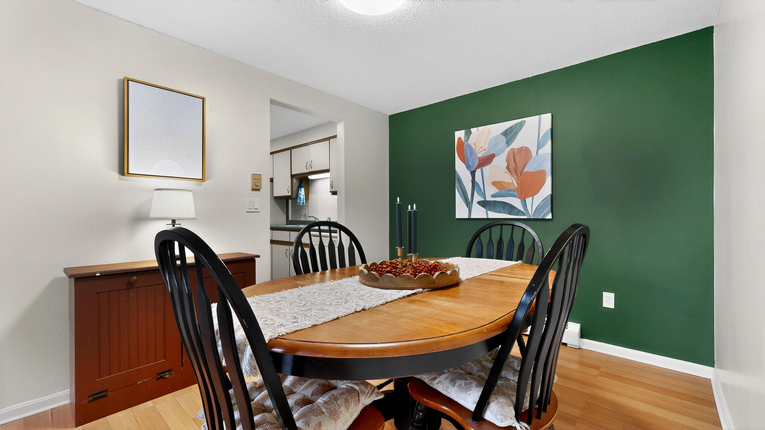 13 Academy Place, Unit 26 Saco, ME 04072 - Photo 5 of 23 Dining Room