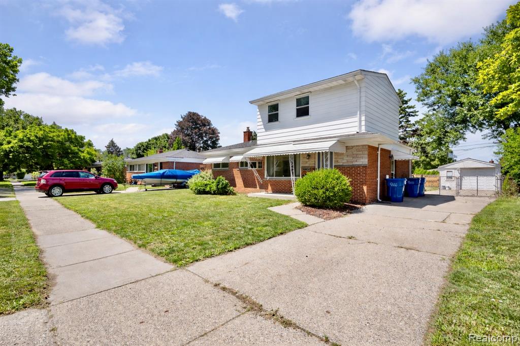 26615 Thomas Warren, MI 48091 - Photo 2 of 23