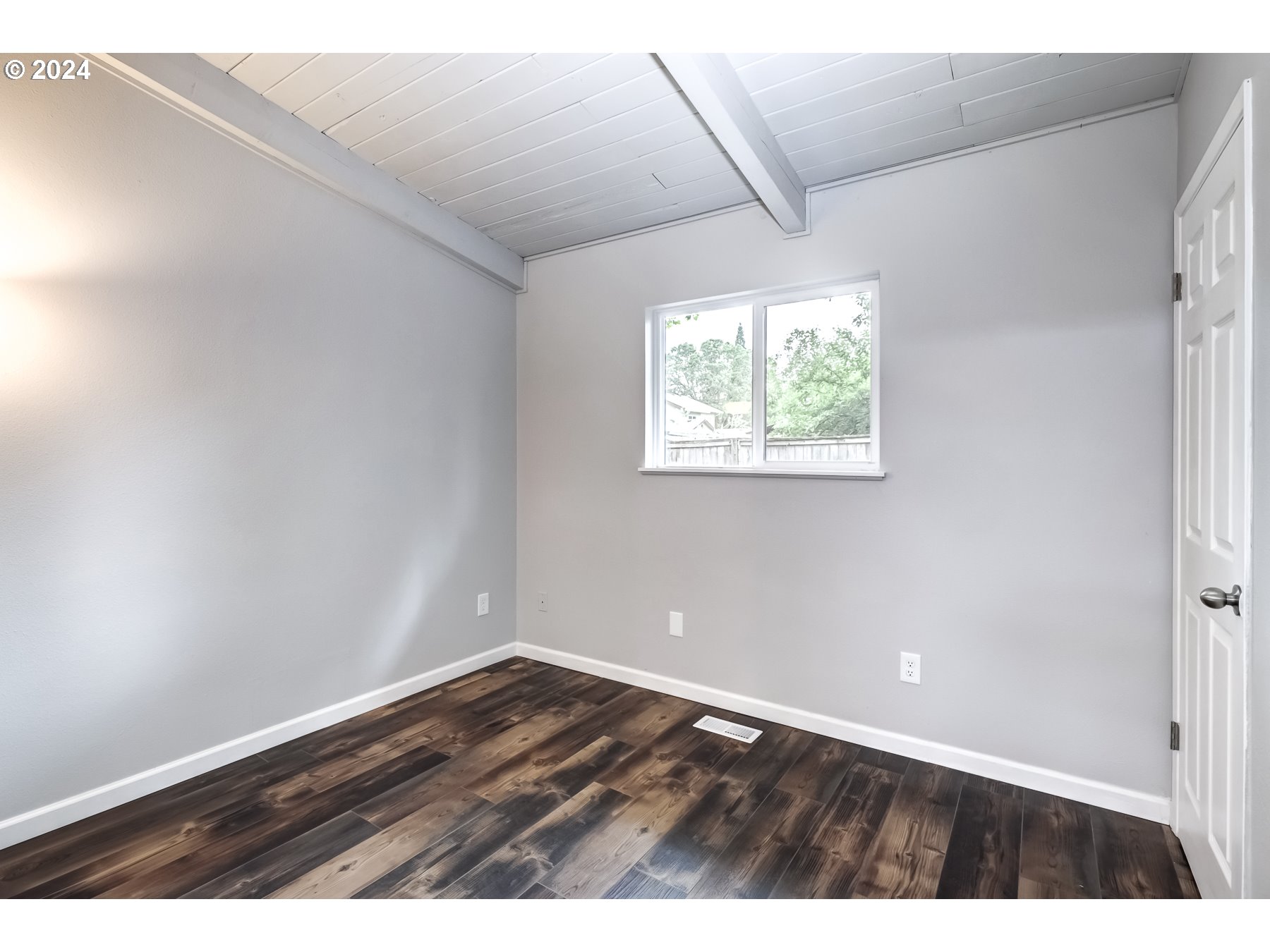 17415 Southwest Augusta Lane Beaverton, OR 97003 - Photo 21 of 29