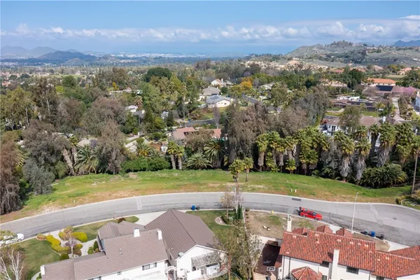 $250,000 | 1383 Ocotillo Drive, Riverside, CA 92506