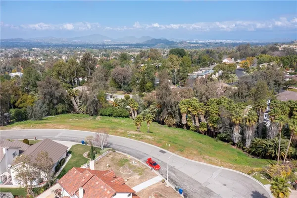 $250,000 | 1383 Ocotillo Drive, Riverside, CA 92506