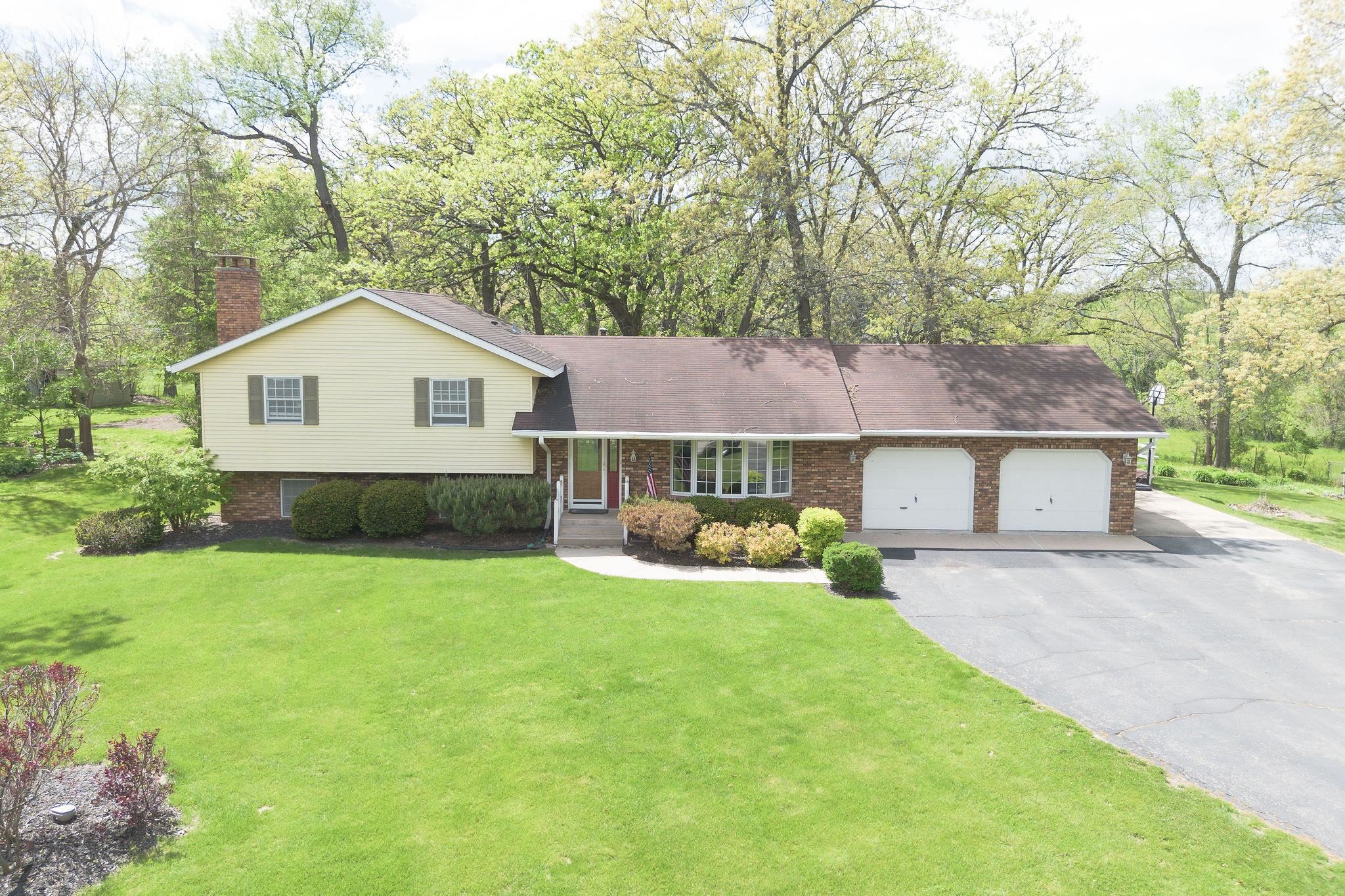 10594 Grover Oaks Road Roscoe, IL 61073 - Photo 25 of 50