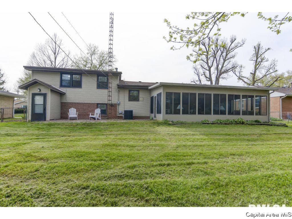 8 Glen Aire Drive Springfield, IL 62703 - Photo 22 of 25