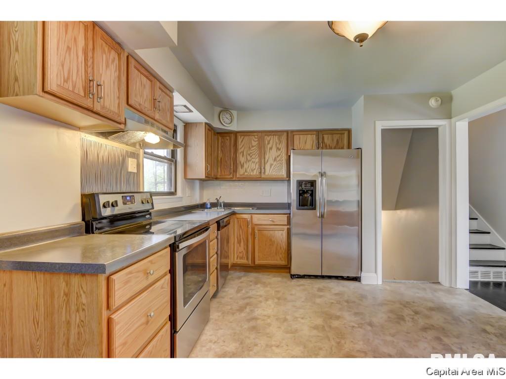 8 Glen Aire Drive Springfield, IL 62703 - Photo 6 of 25