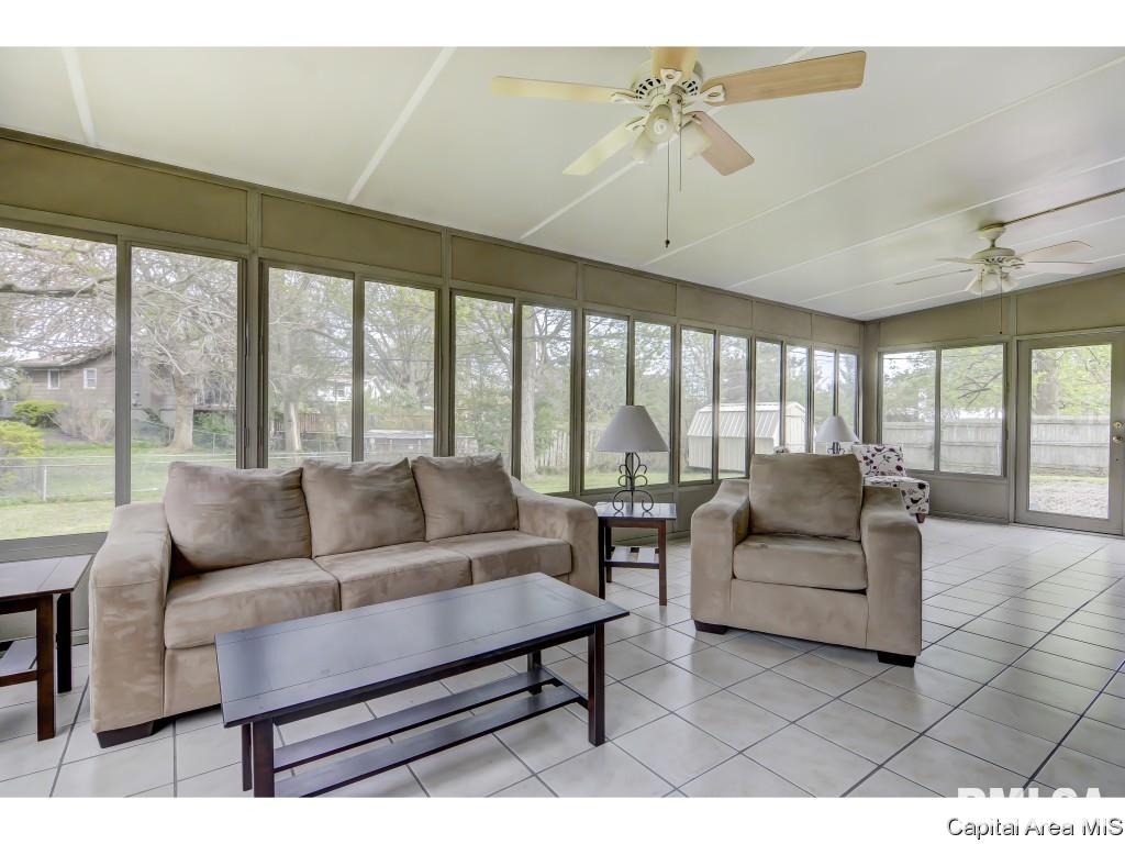 8 Glen Aire Drive Springfield, IL 62703 - Photo 10 of 25