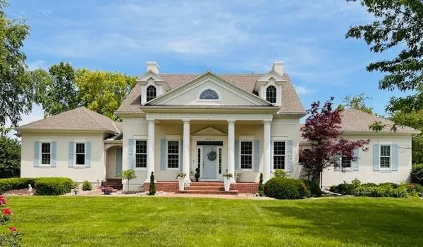 $1,875,000 | 14645 South Caenen Lane, Olathe, KS 66062