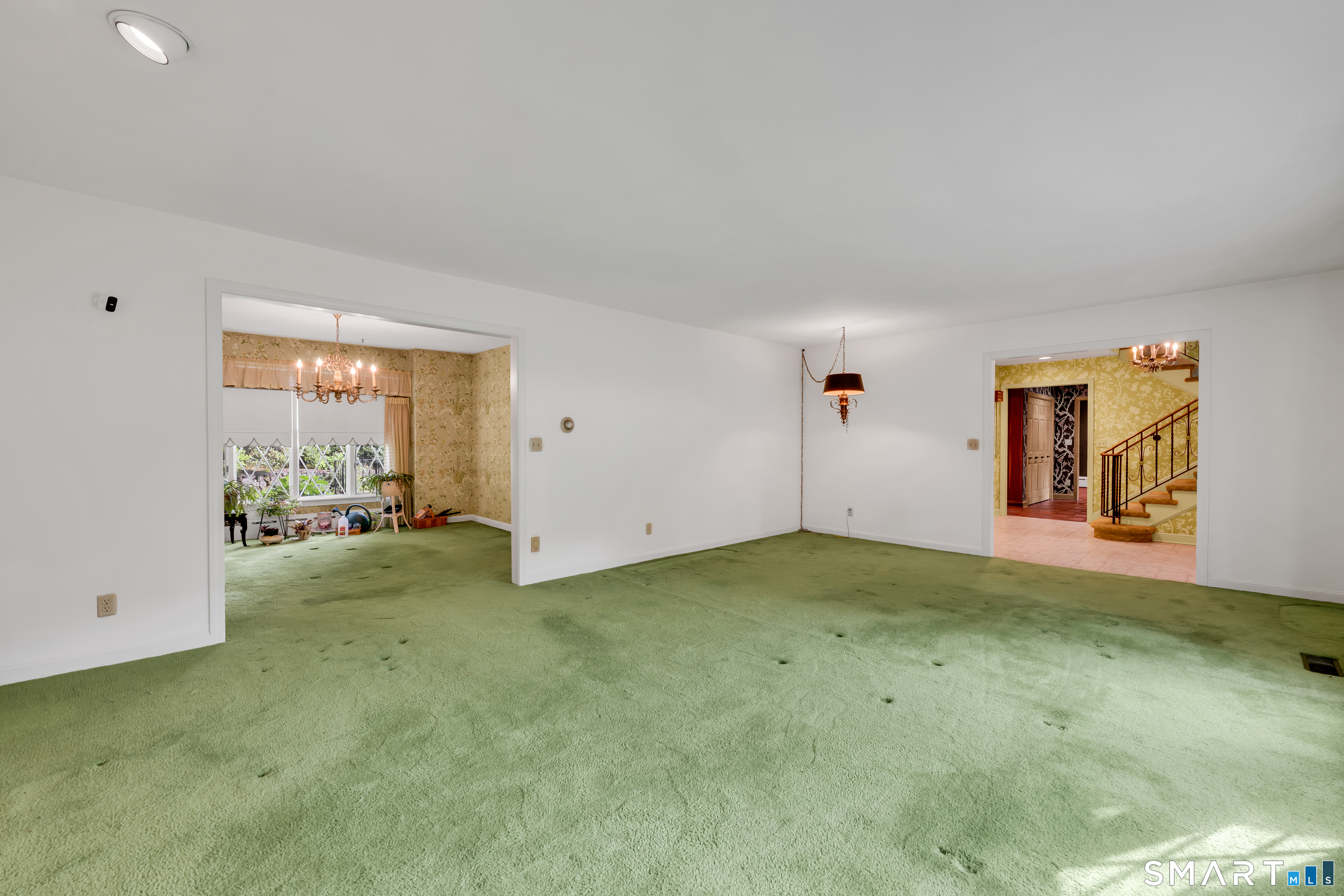 232 Maybrook Road Waterbury, CT 06708 - Photo 16 of 38 a view of a room with window