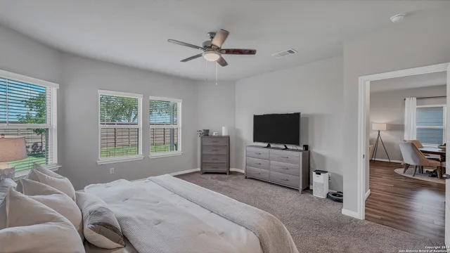 $2,900 | 731 Myrtle Path, New Braunfels, TX 78130