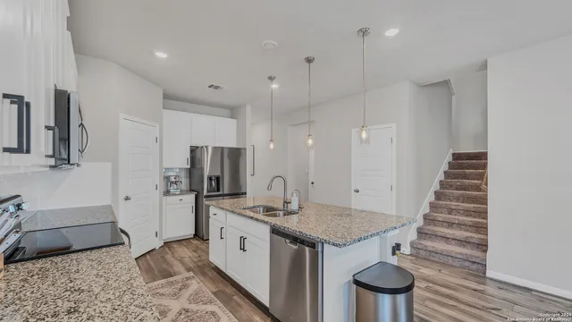 $2,900 | 731 Myrtle Path, New Braunfels, TX 78130