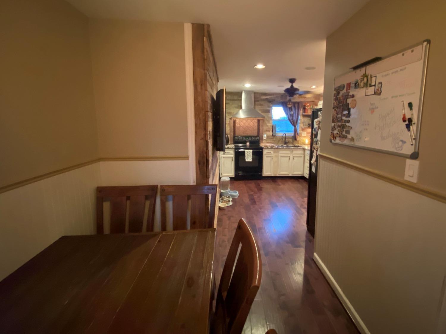 2719 Anderson Ferry Road Cincinnati, OH 45238 - Photo 10 of 25 Gallery Image 10
