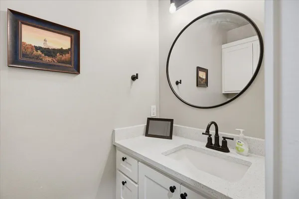 $325,000 | 44 Wilshire Boulevard, Lubbock, TX 79416