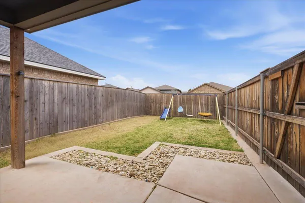 $325,000 | 44 Wilshire Boulevard, Lubbock, TX 79416