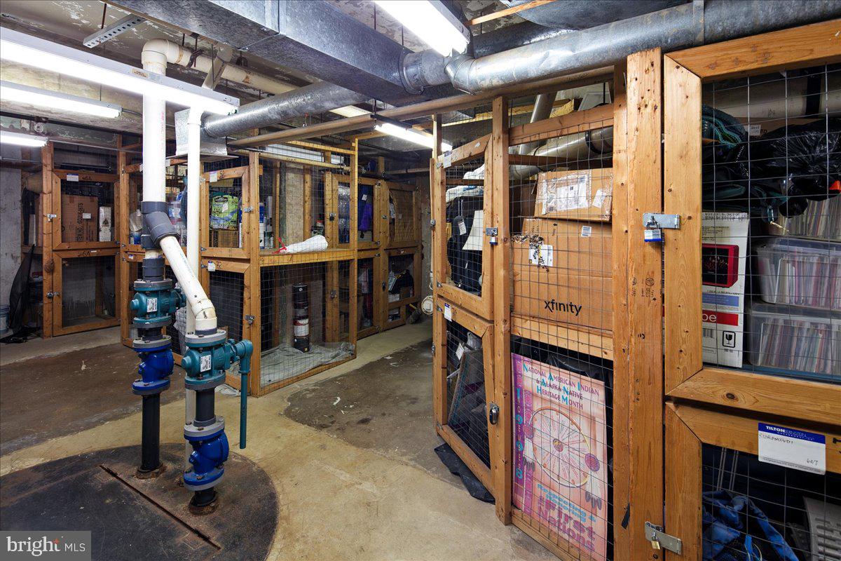 1312 Massachusetts Avenue Northwest, Unit 710 Washington, DC 20005 - Photo 28 of 30 a view of steet corner