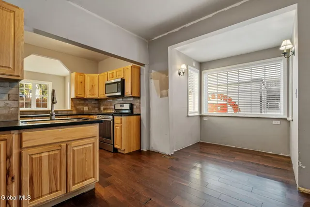 $139,900 | 8 Glebe Street, Johnstown, NY 12095