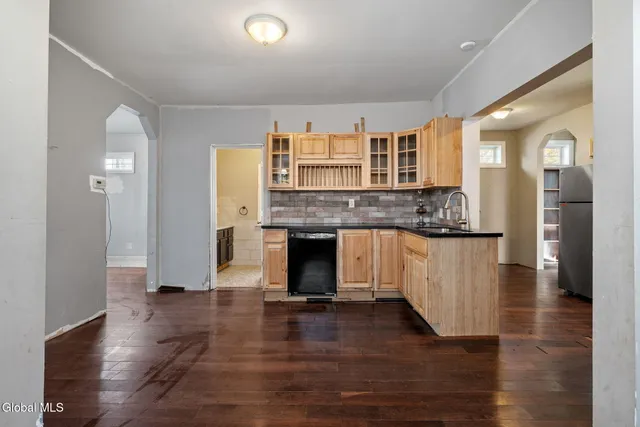 $139,900 | 8 Glebe Street, Johnstown, NY 12095