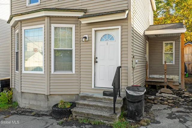 $139,900 | 8 Glebe Street, Johnstown, NY 12095