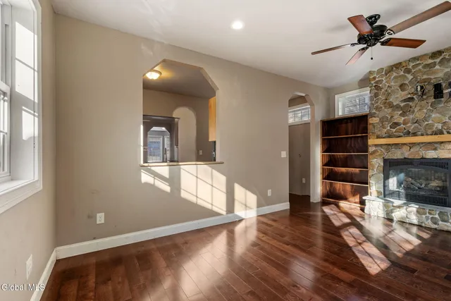 $139,900 | 8 Glebe Street, Johnstown, NY 12095